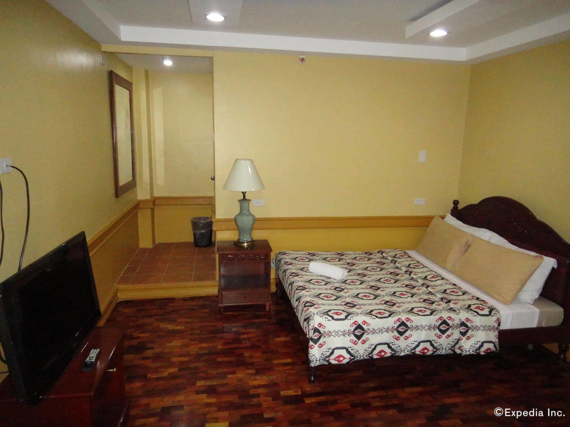 Ascendo Suites Puerto Princesa Exterior foto